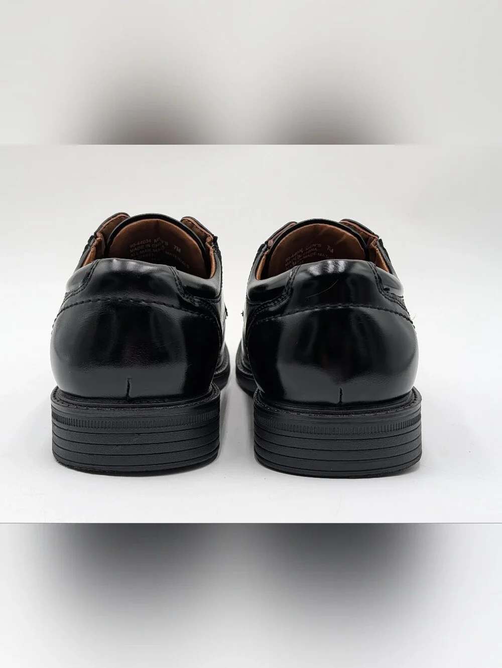 Dockers Sz 7M Men Black Oxford Dress Shoes Lace Up Quilted Sole Business Casual